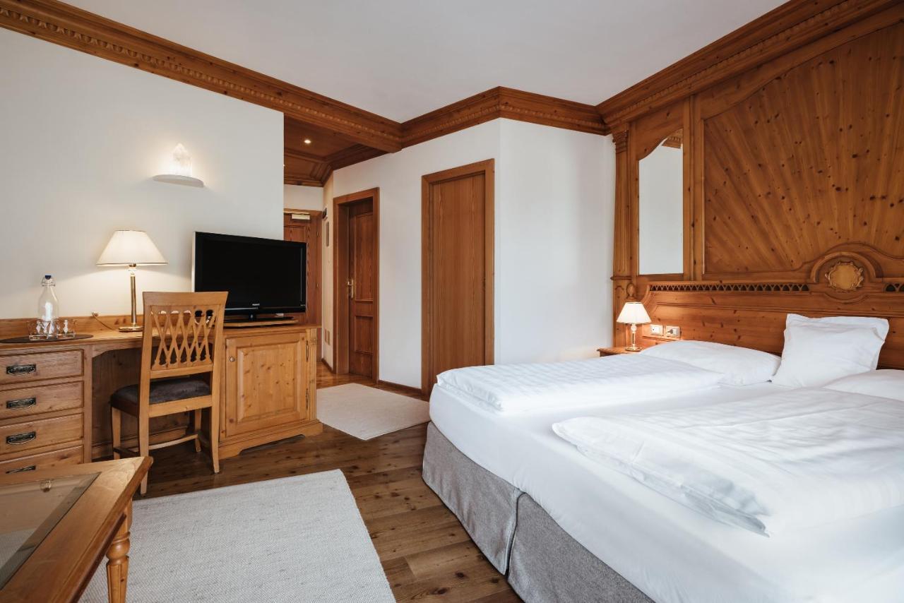 Kristallhotel Corona-Krone サン・ヴィジリオ・ディ・マレッベ エクステリア 写真