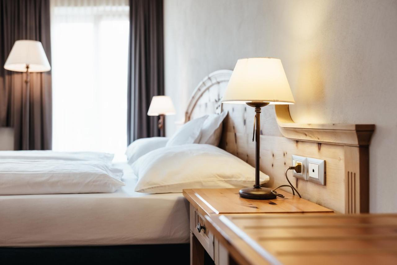 Kristallhotel Corona-Krone サン・ヴィジリオ・ディ・マレッベ エクステリア 写真