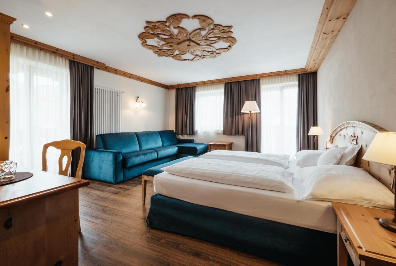 Kristallhotel Corona-Krone サン・ヴィジリオ・ディ・マレッベ エクステリア 写真