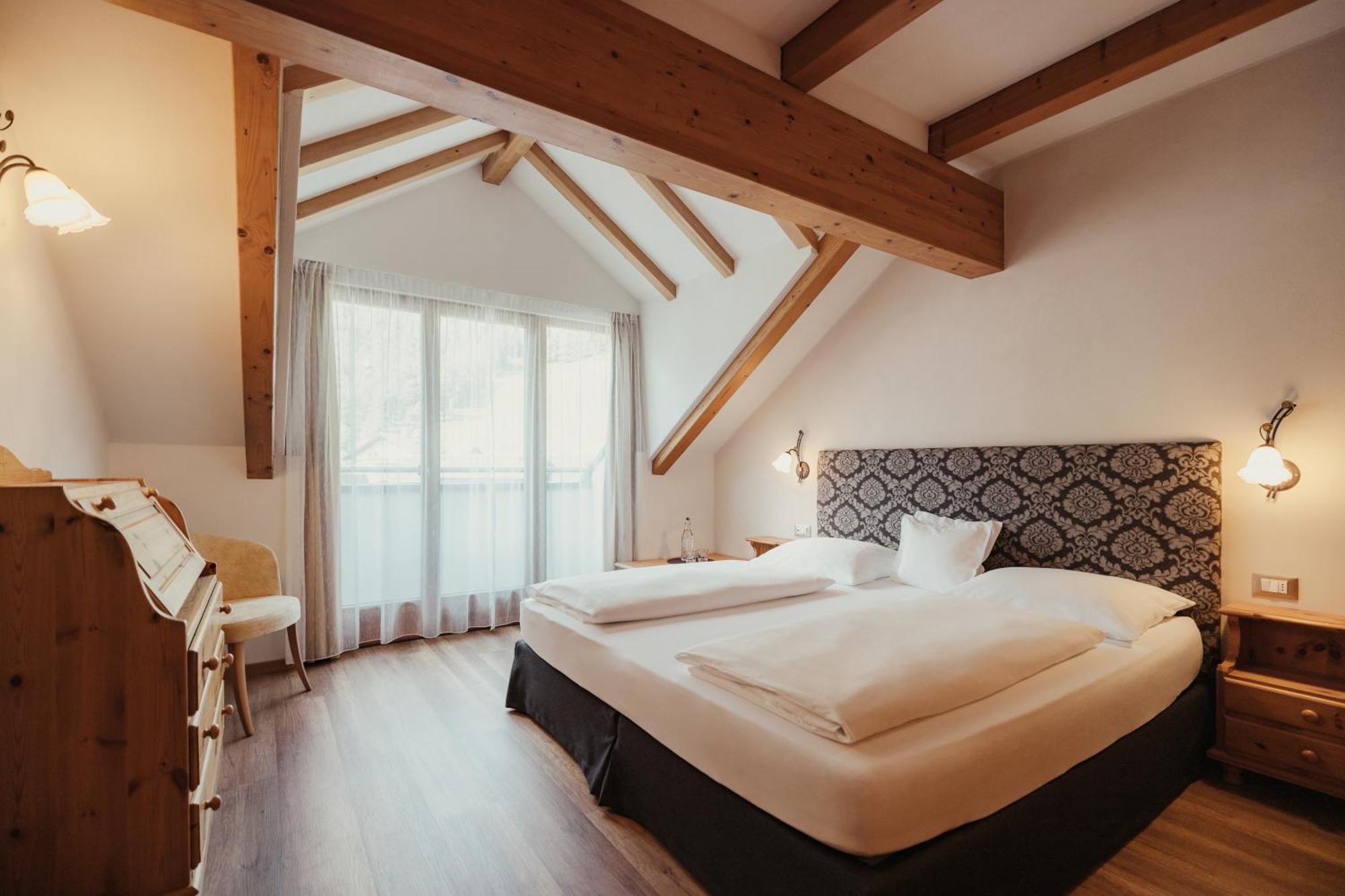 Kristallhotel Corona-Krone サン・ヴィジリオ・ディ・マレッベ エクステリア 写真