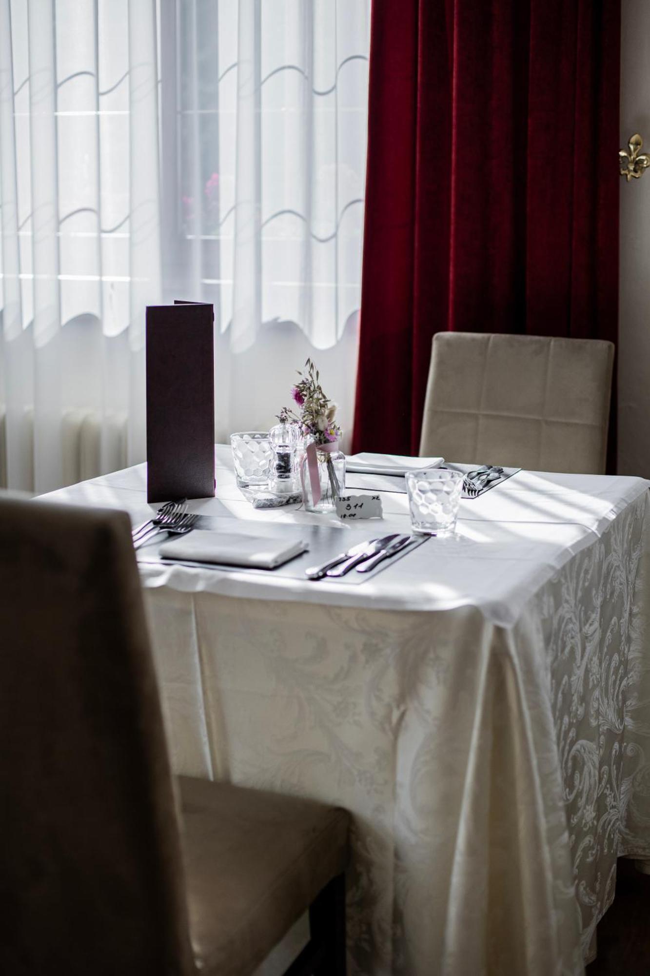 Kristallhotel Corona-Krone サン・ヴィジリオ・ディ・マレッベ エクステリア 写真